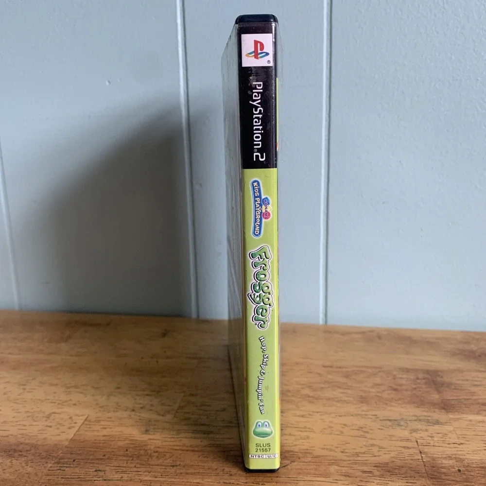 Konami Kids Playground: Frogger Hop, Skip & Jumpin' Fun Sony PlayStation 2, CIB